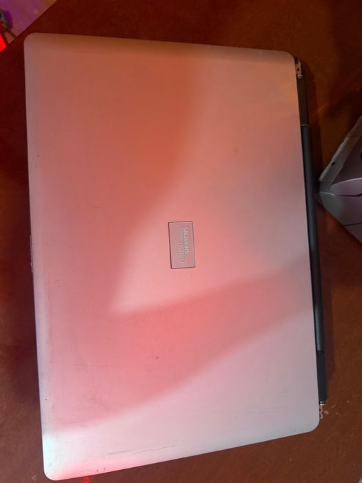 Ноутбук FUJITSU Siemens
