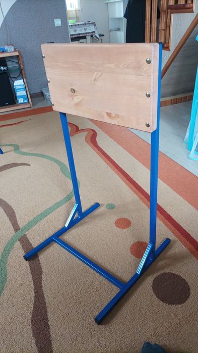 Стойка под лодочный мотор