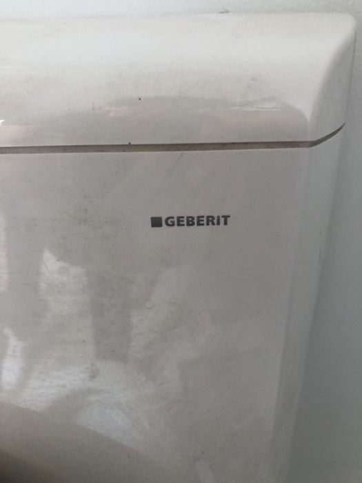 Vas wc cu iesire in pardoseala + vas geberit+ capac  incastrat