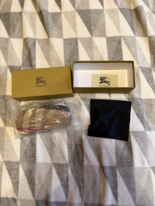 Ochelari burberry
