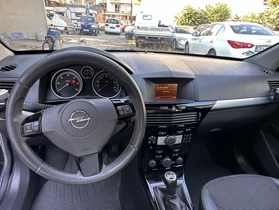 Opel Astra  1.9 Cdti Cosmo