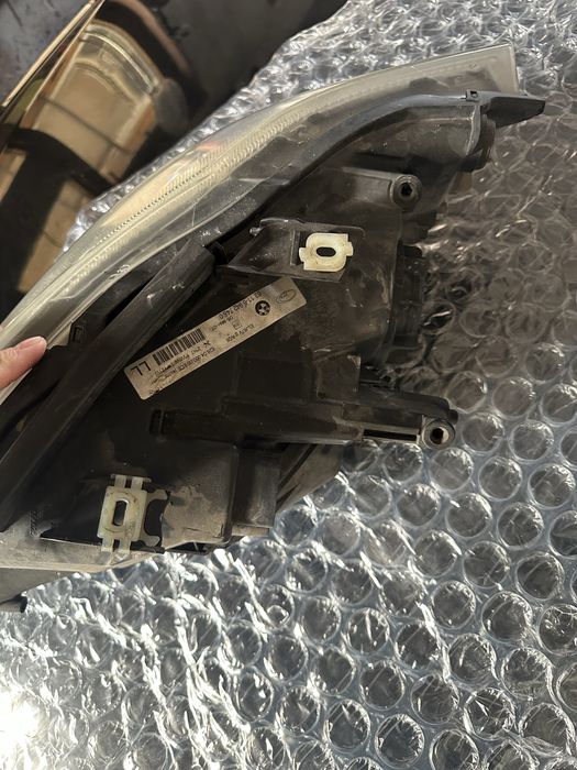 Фарове за БМВ Е9x