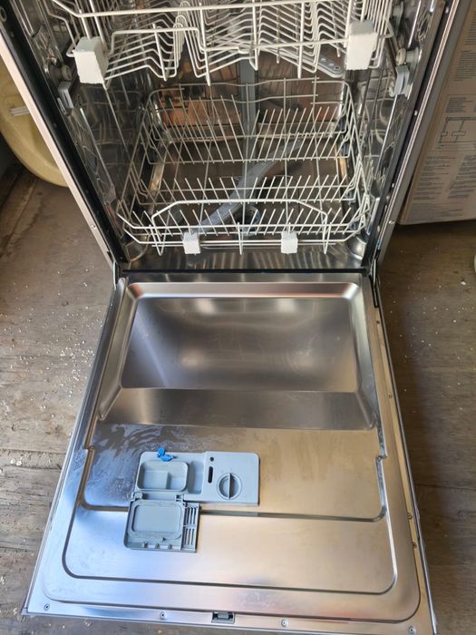 Посудомоечная машина Indesit