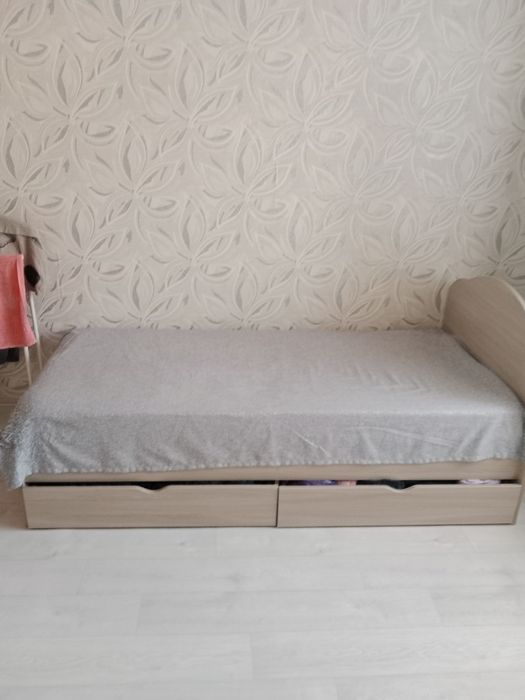 Кровать подростковый