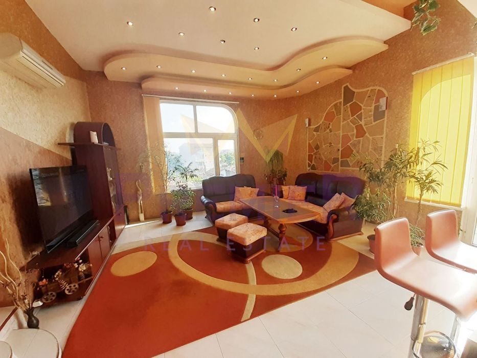 Дава се под наем Мезонет в Варна, Колхозен пазар - 150 кв.м за 765 € - Снимка #4