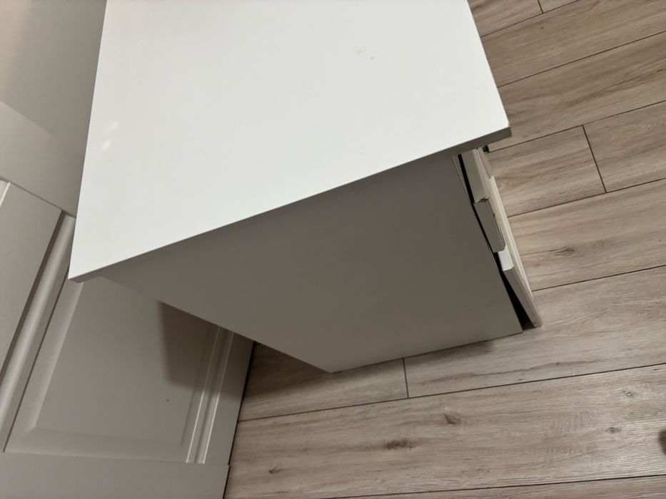 Продам письменный стол