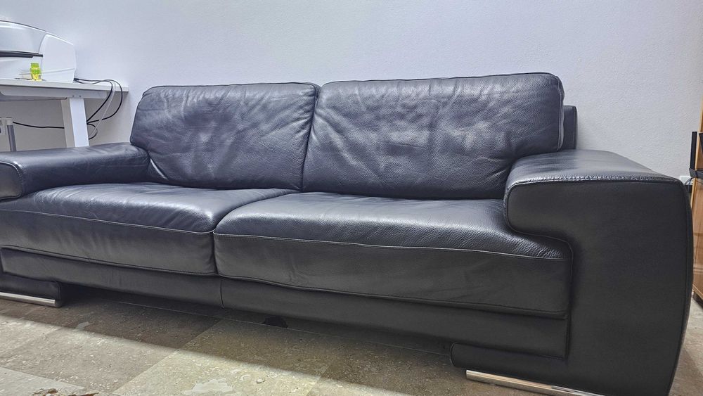 Canapea din piele naturală – stare foarte bună