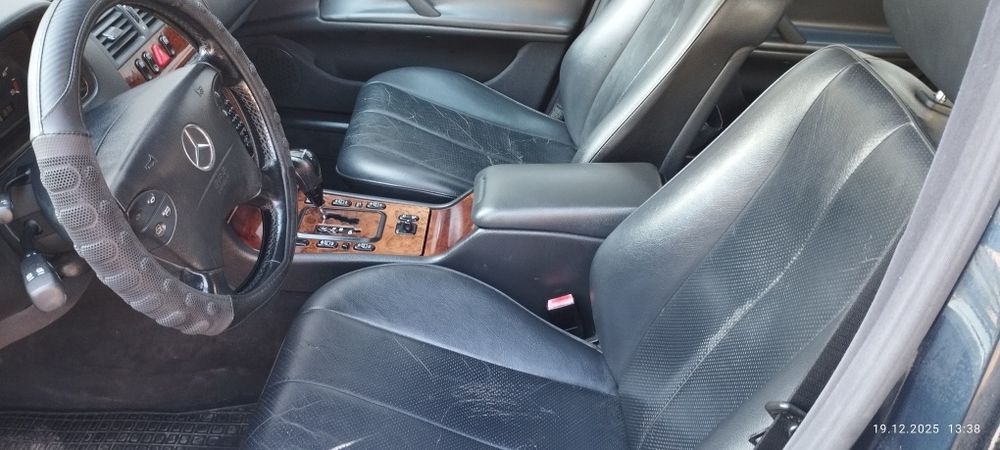 Продава се Мерцедес 320 CDI