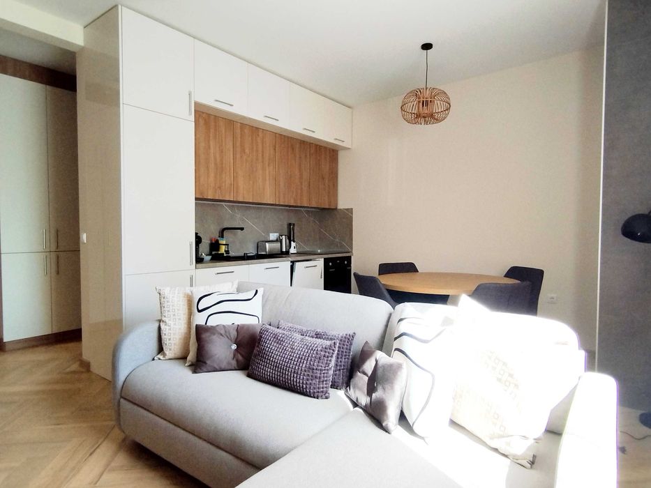 Дава се под наем Двустаен апартамент в Перник, Изток - 70 кв.м за 770 € - Снимка #5