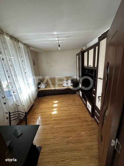 Apartament de vanzare 59 mpu 3 dormitoare zona linistita Tiglari Sibiu