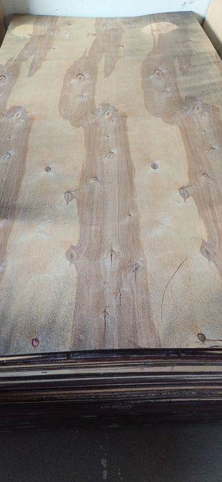 Фанера б/у  2440х1220×4-мм