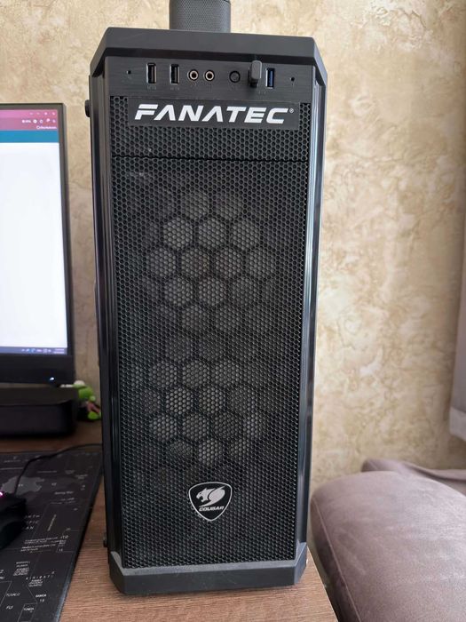 Геймърски компютър Ryzen 7 3800X / Radeon RX 5700 XT /