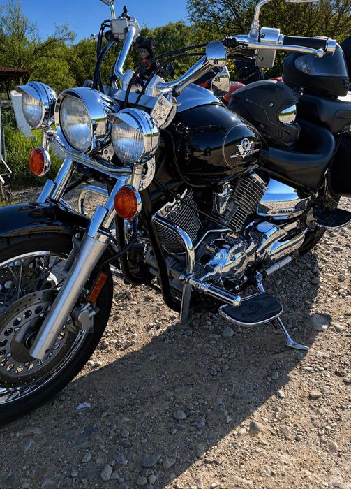 Yamaha V-star 1100 cc