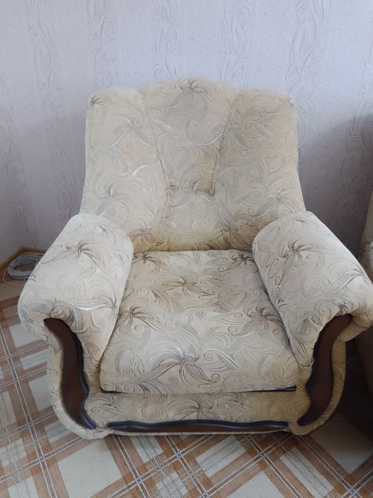 Продам мягкий уголок.