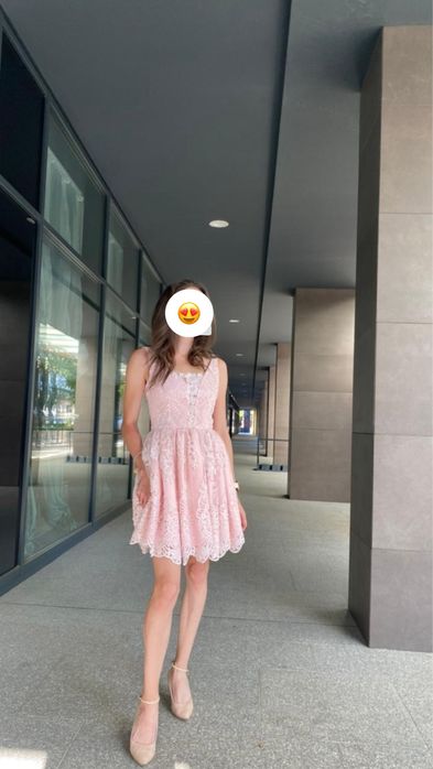 Продам коктейльное платье нарядное размер S