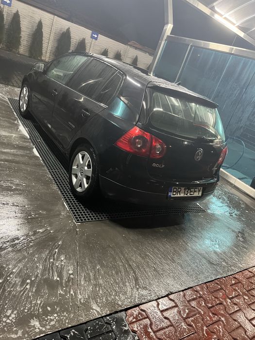 Volkswagen Golf benzină, 2.048 € — imagine 5