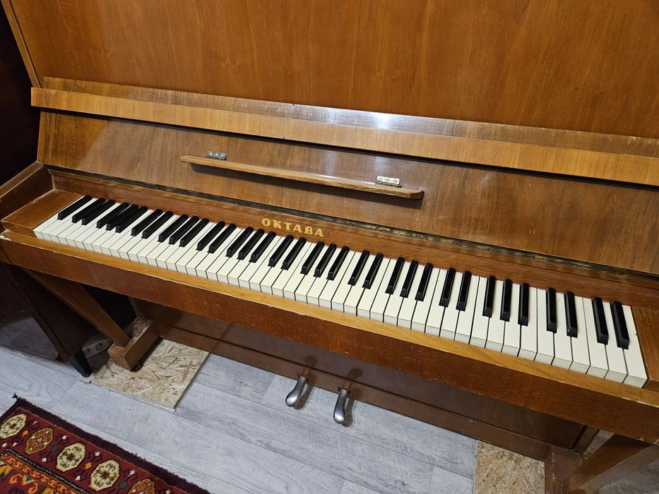 Пианино "Октава"