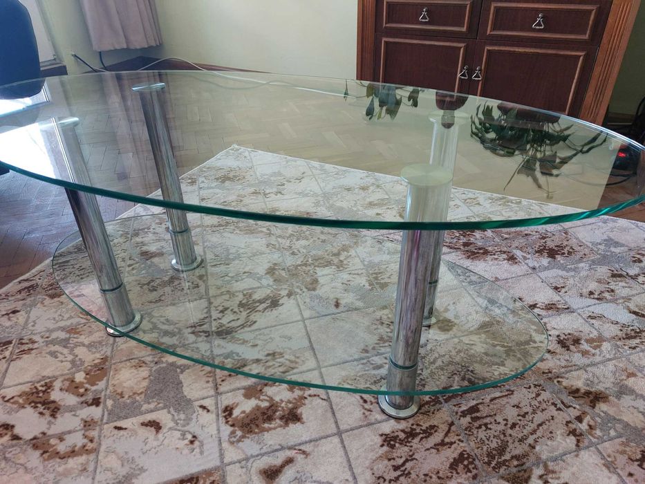 Продавам ъглов кожен диван + холна маса