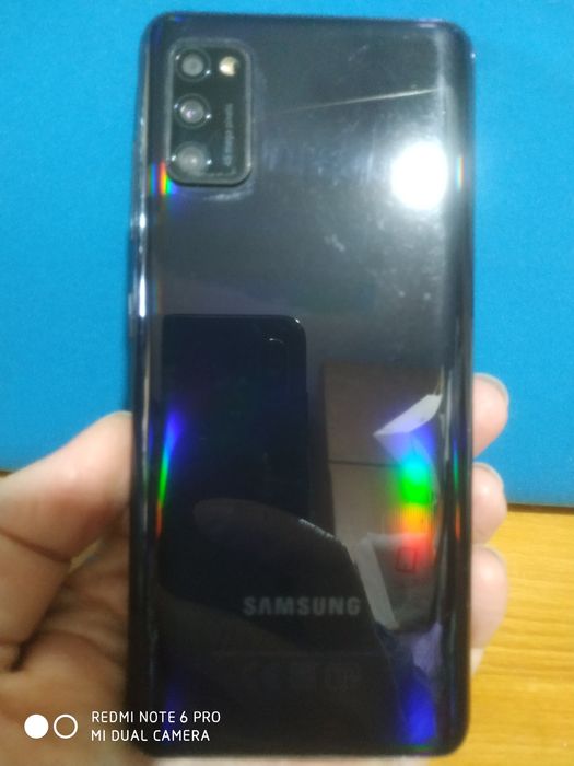 Продаеться Samsung A41 без дисплея