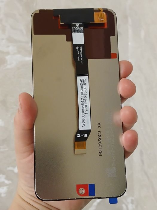 Продам дисплей со шлейфом НОВЫЙ