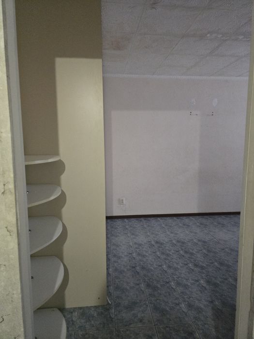 Продам квартиру  2-х комнатную