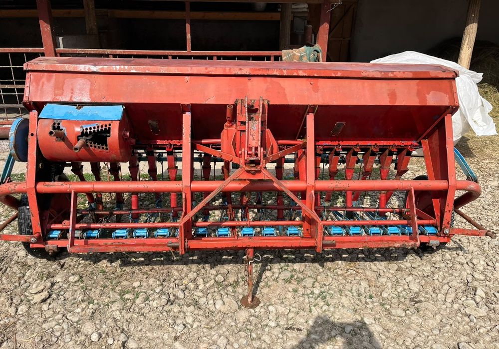 Vând Semănătoare nemțească 2.5m