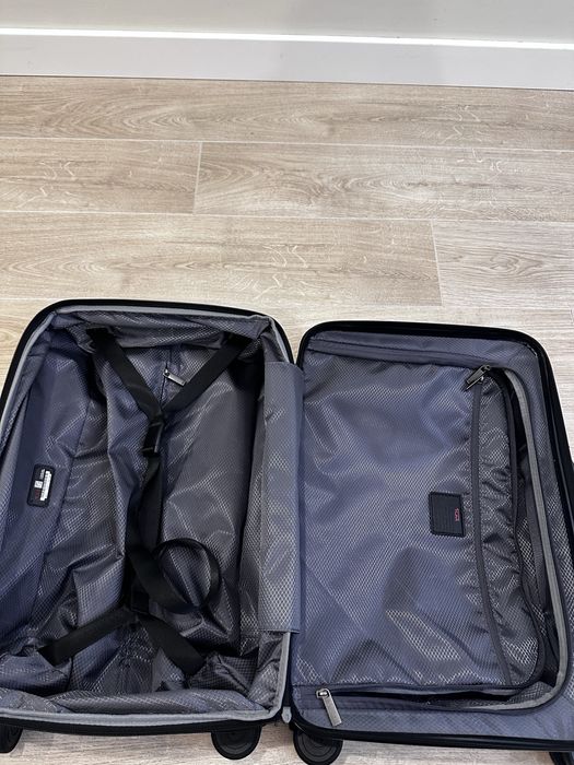 Продам чемонад ручная кладь