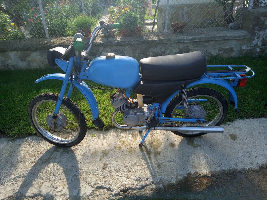 Мотоциклет Карпати