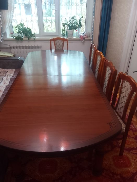 Продаю стол и стуля