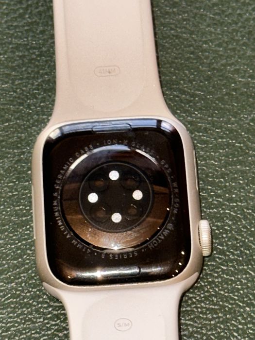 Самрт- часы Apple Watch series 8