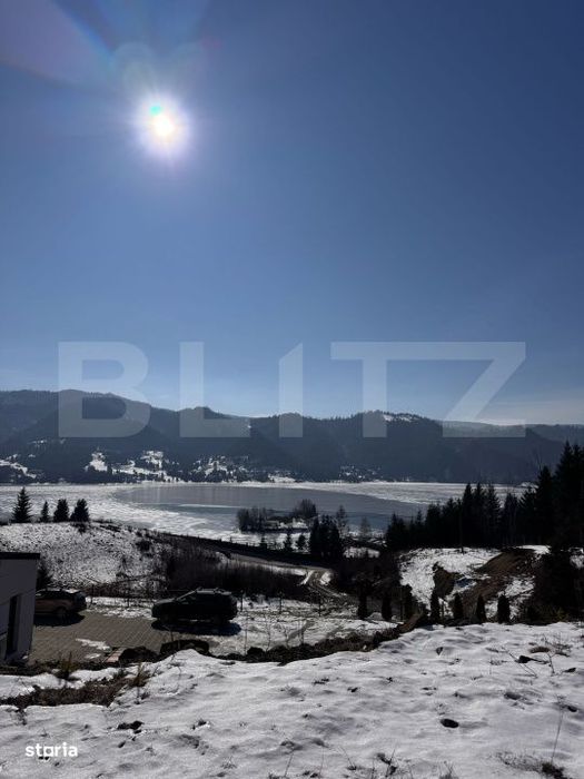 Teren de vanzare la Colibita – cu vedere panoramica spre lac si POTE