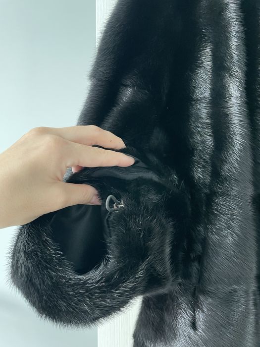 Продам натуральную шубу.