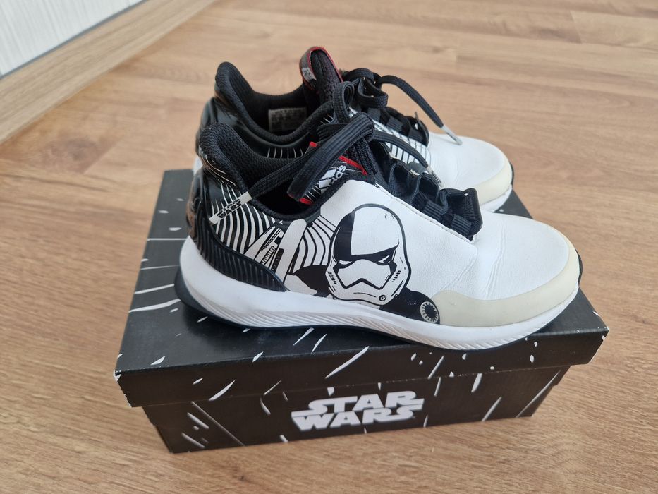 Оригинални детски маратонки Adidas, размер 28