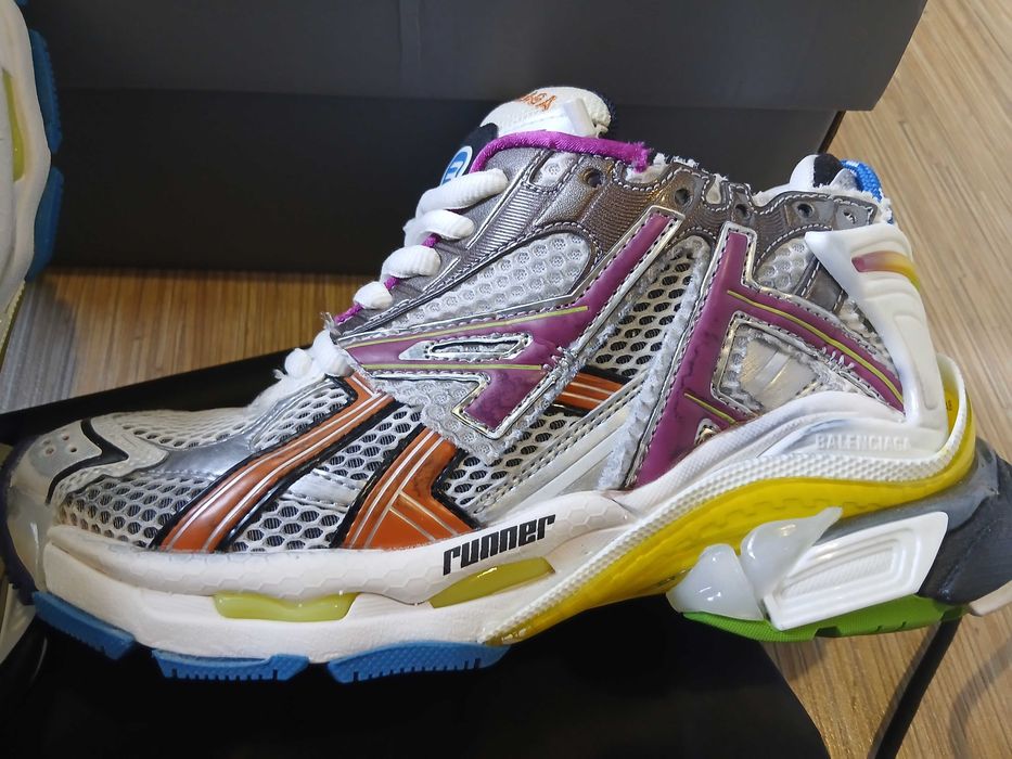 Balenciaga runner 36