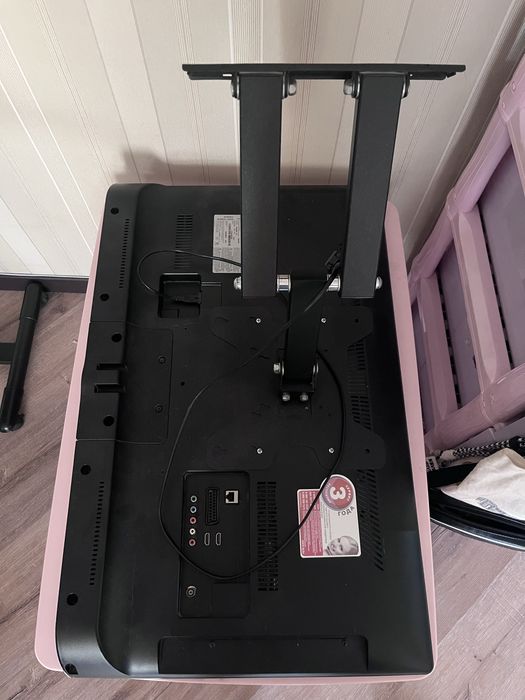 Продам телевизор