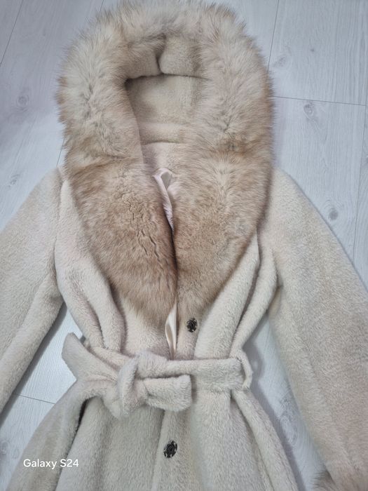Vând palton blană naturală