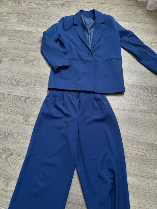 Костюмы двойки с пиджаком