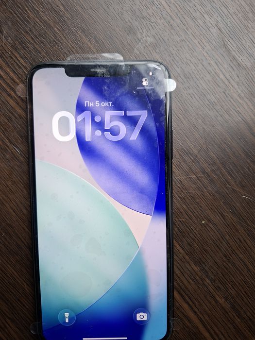 Продам Iphone 11 pro max