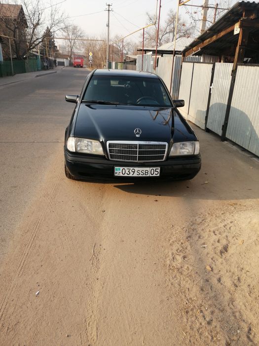 Продам Мерседес С180