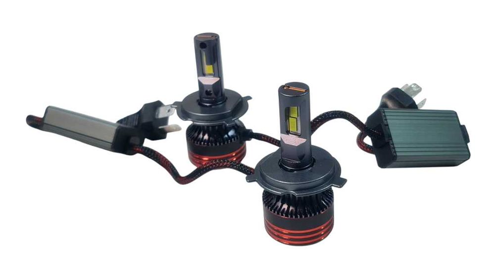 Крушки -Led- в куфарче H4-300W 2бр.к-т