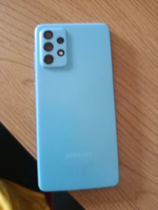 Samsung a 72 nu se aprinde doar in Pitești