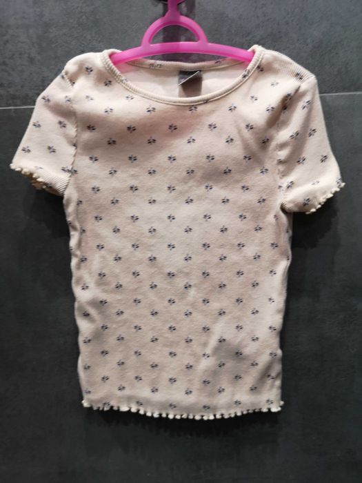 Дрешки с размер 122/128, 7-8 години, сезон Пролет-Лято