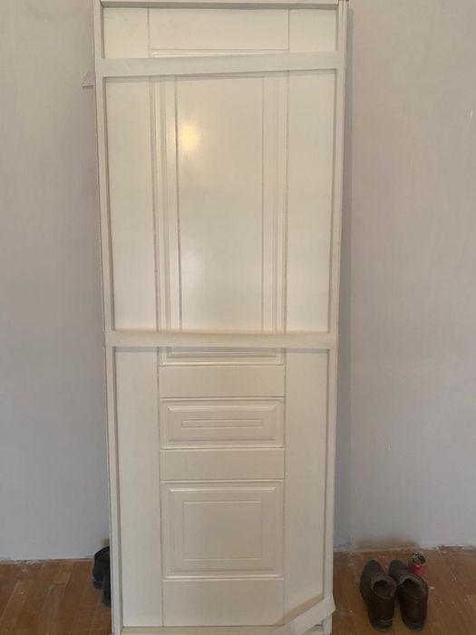 Дверь новая 70