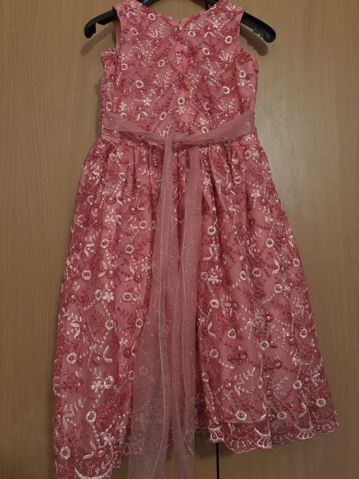 Платье на девочку