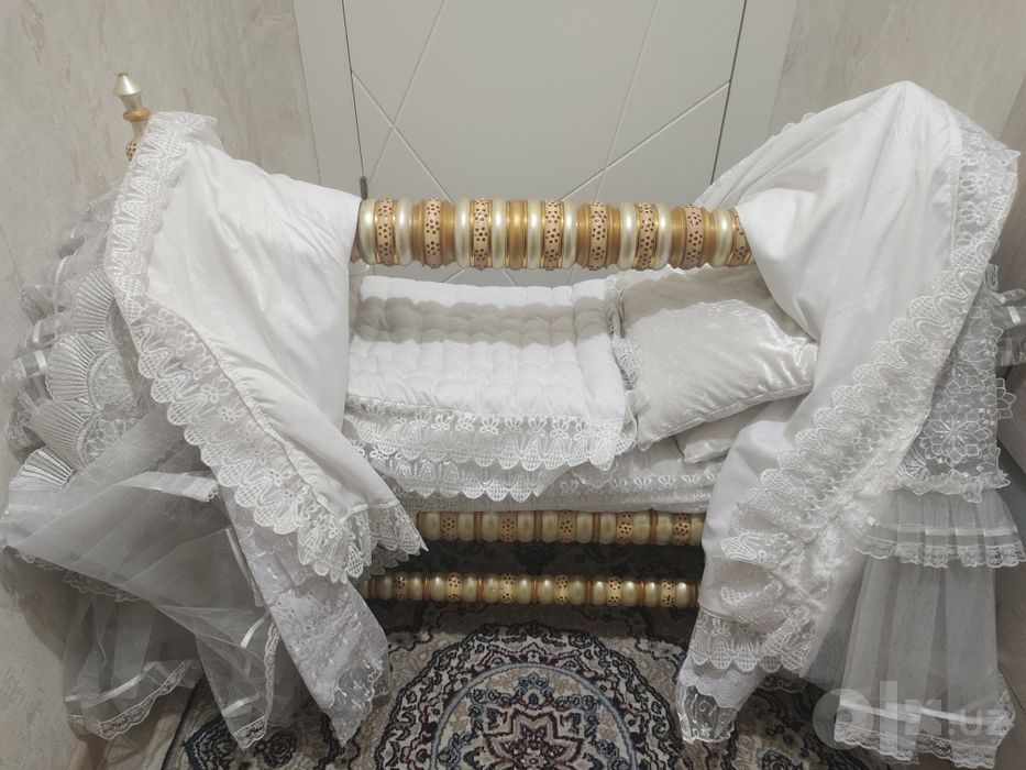 Бешик сотилади янги