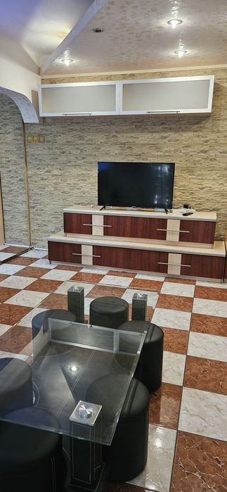 Închiriez apartament ultracentral English Park 2 camere