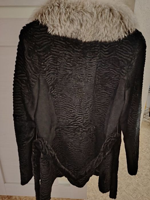 Продам шубку 46рр
