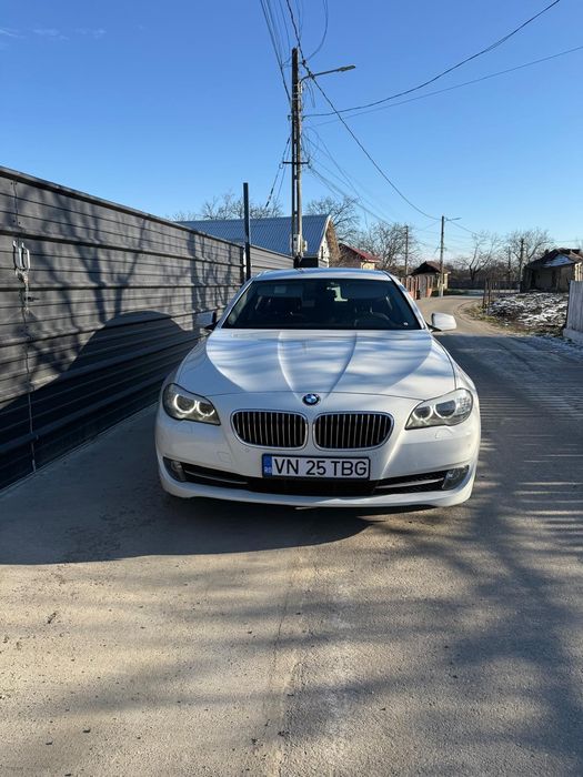 BMW Seria 5 F10  520D