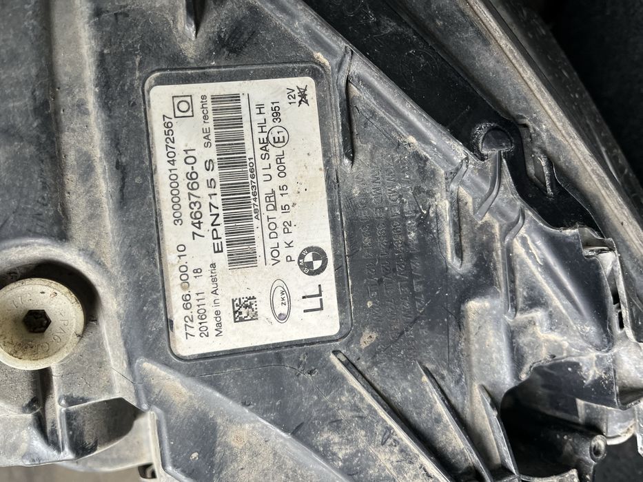 Десен адаптив лед фар бмв г11/12 ( adaptive led far bmw g11/12 )