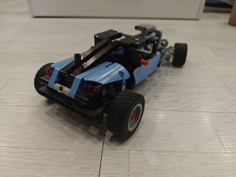 Vând mașini Lego